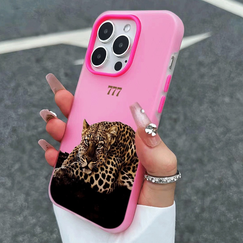 クールなレオパード柄の「777」デザインのiPhone用バン - Phone Cases Leopard Print のレビューと価格