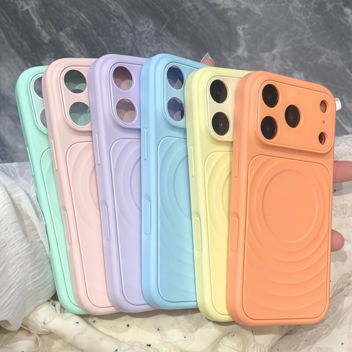 高級感のある波紋模様の液体シリコン製iPhoneケース（iP - Phone Cases That Cover The Camera のレビューと価格