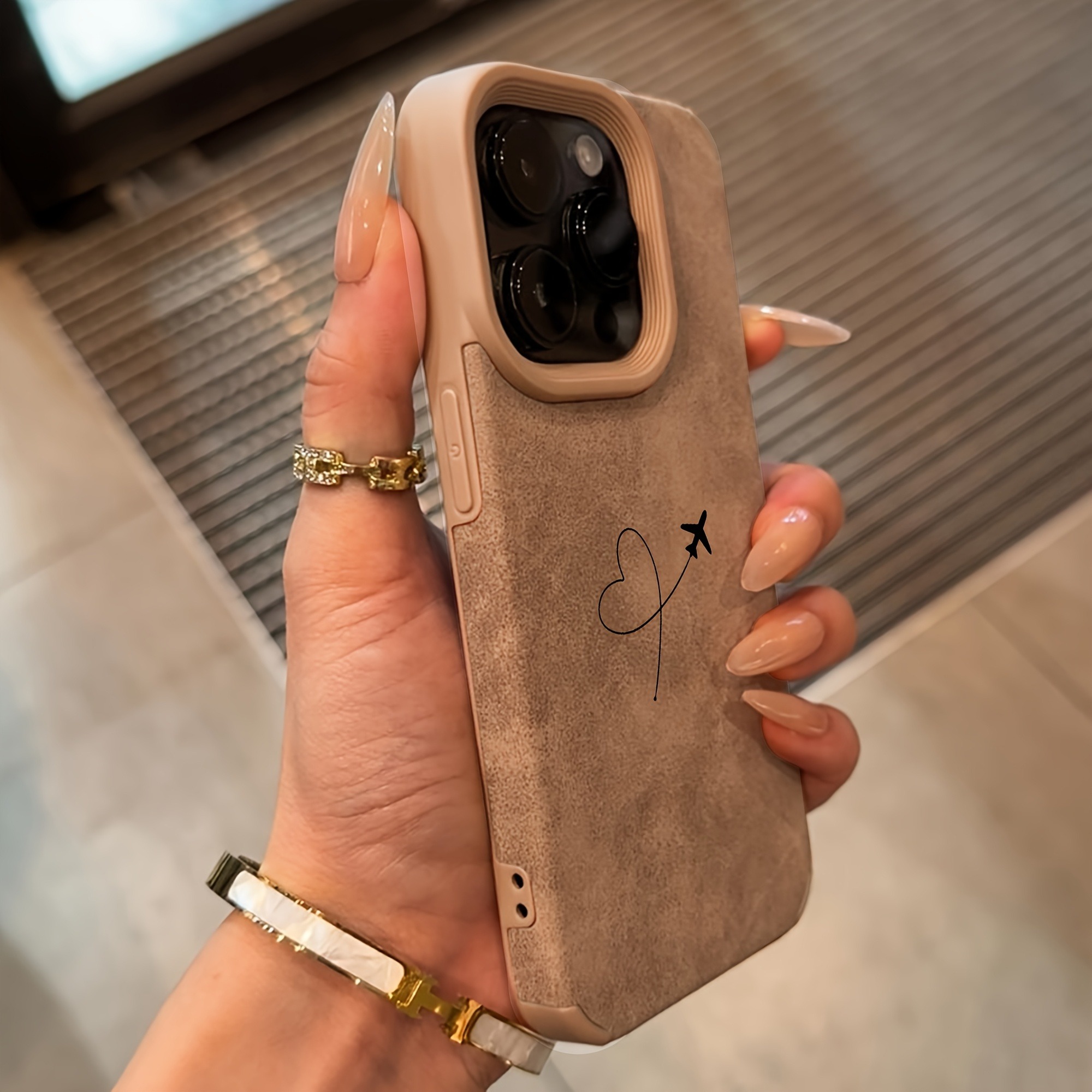 飛行機ルート ハートデザイン フェイクレザー製 iPhone - Phone Cases Art のレビューと価格