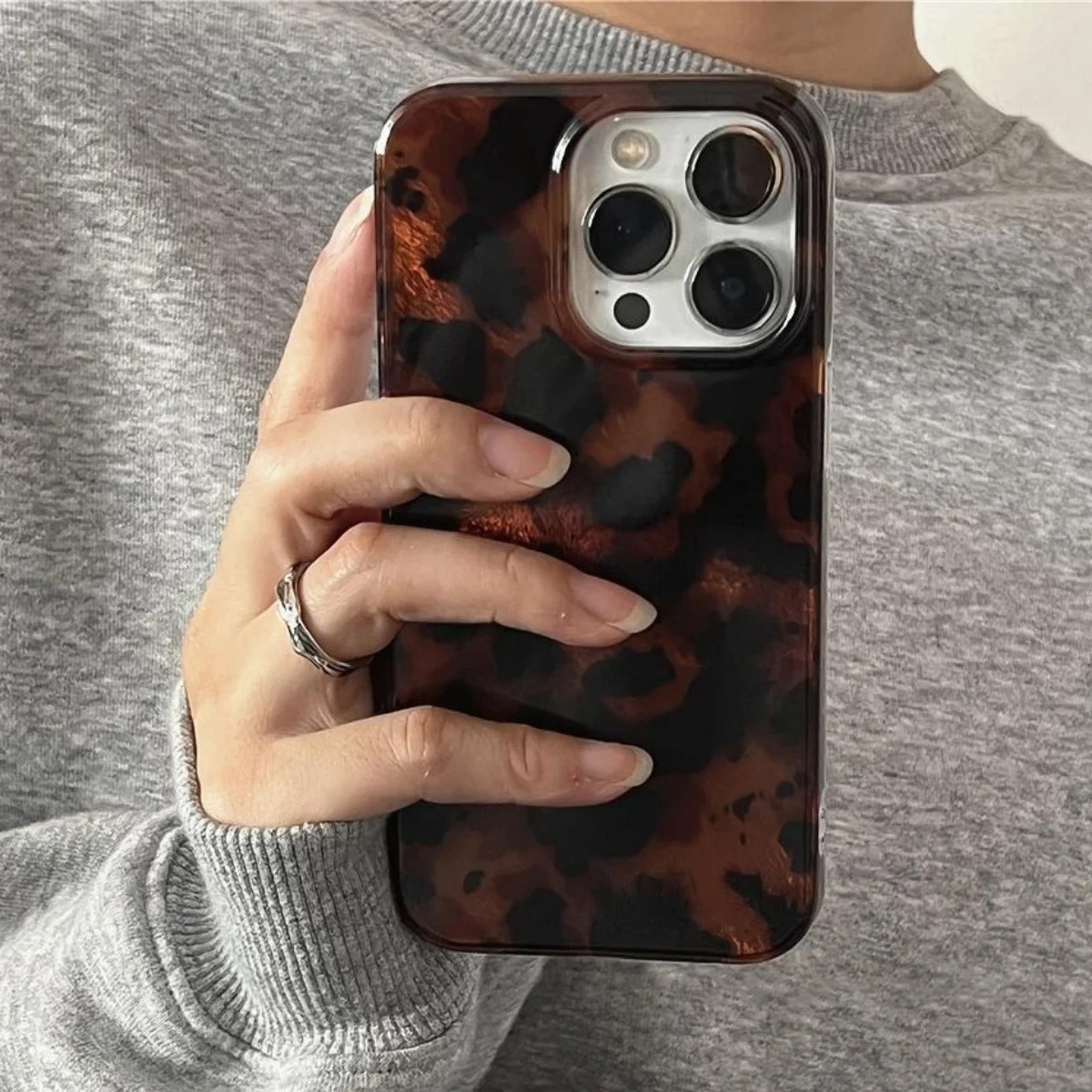 レトロアンバーテクスチャレーザーフォンケース iPhone  - Phone Cases Leopard Print のレビューと価格